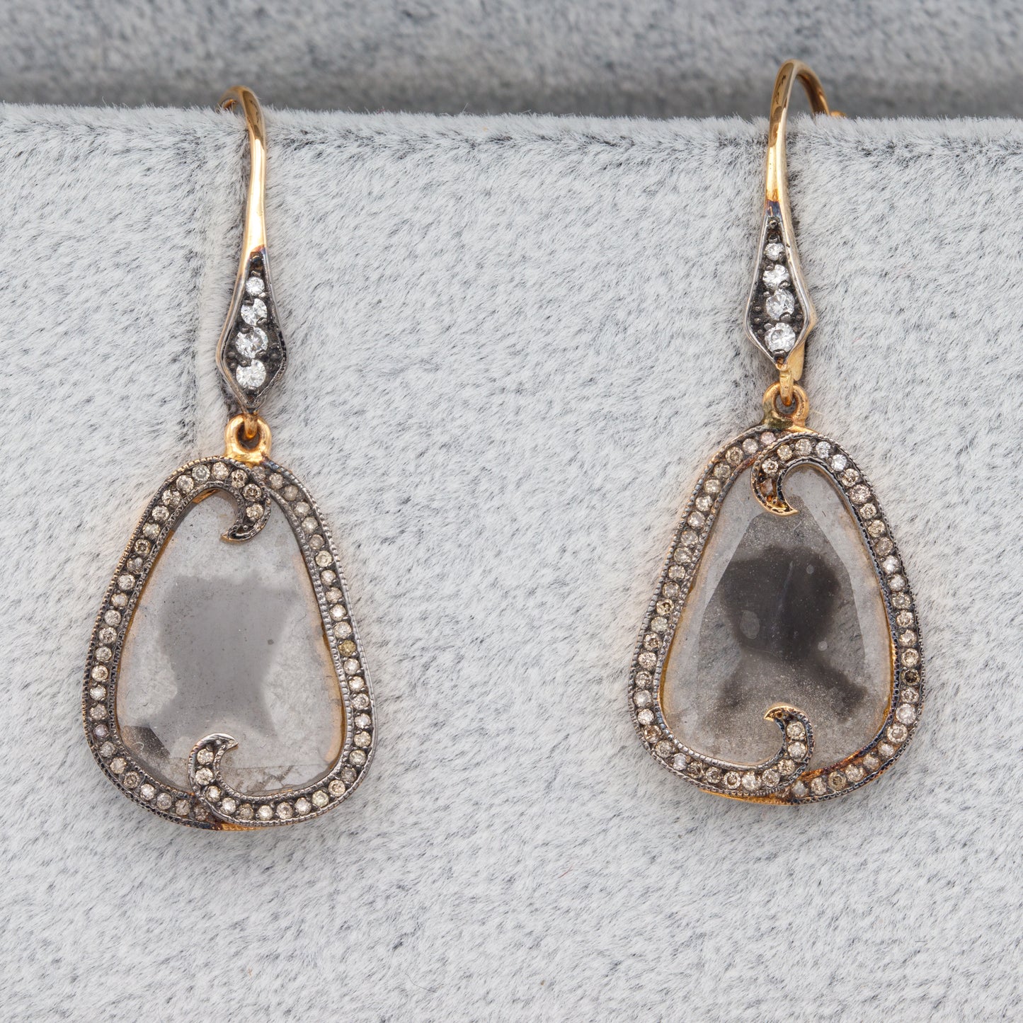 <transcy>Sliced ​​Diamond Dangle Earrings</transcy>
